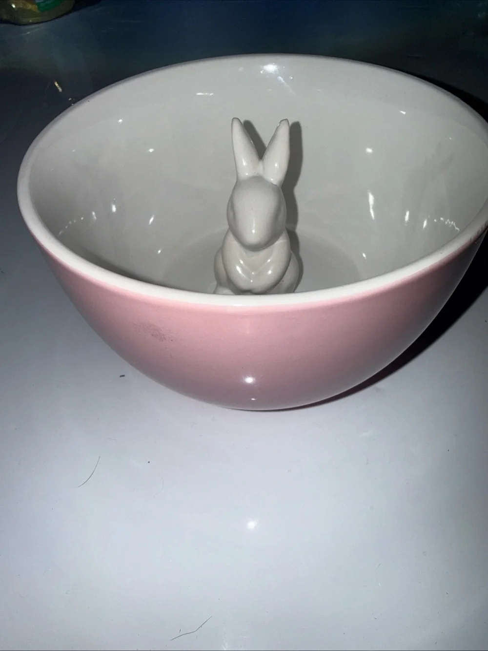 Kcare Pink & White Stoneware Bowl w Bunny in the Center See Pics For Measurement